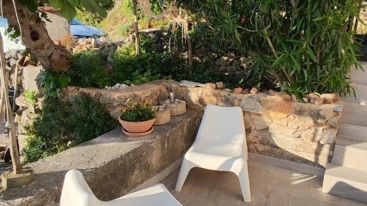 Photo of Outdoor in Ustrine