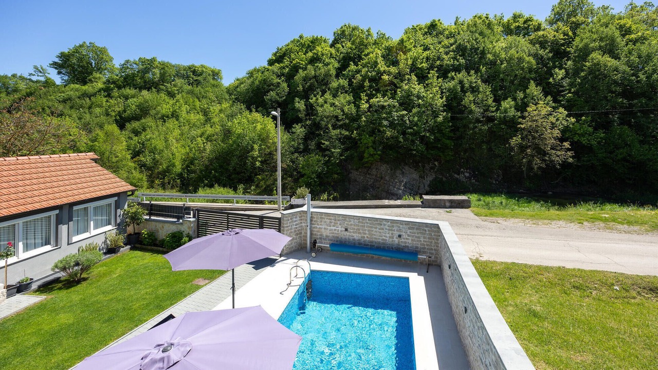 Photo of Outdoor in Citluk