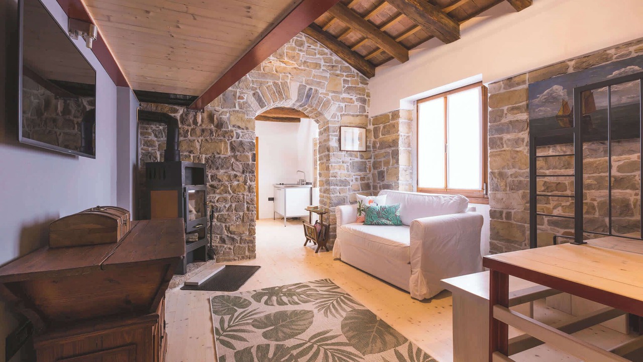 Photo of Livingroom in Oprtalj
