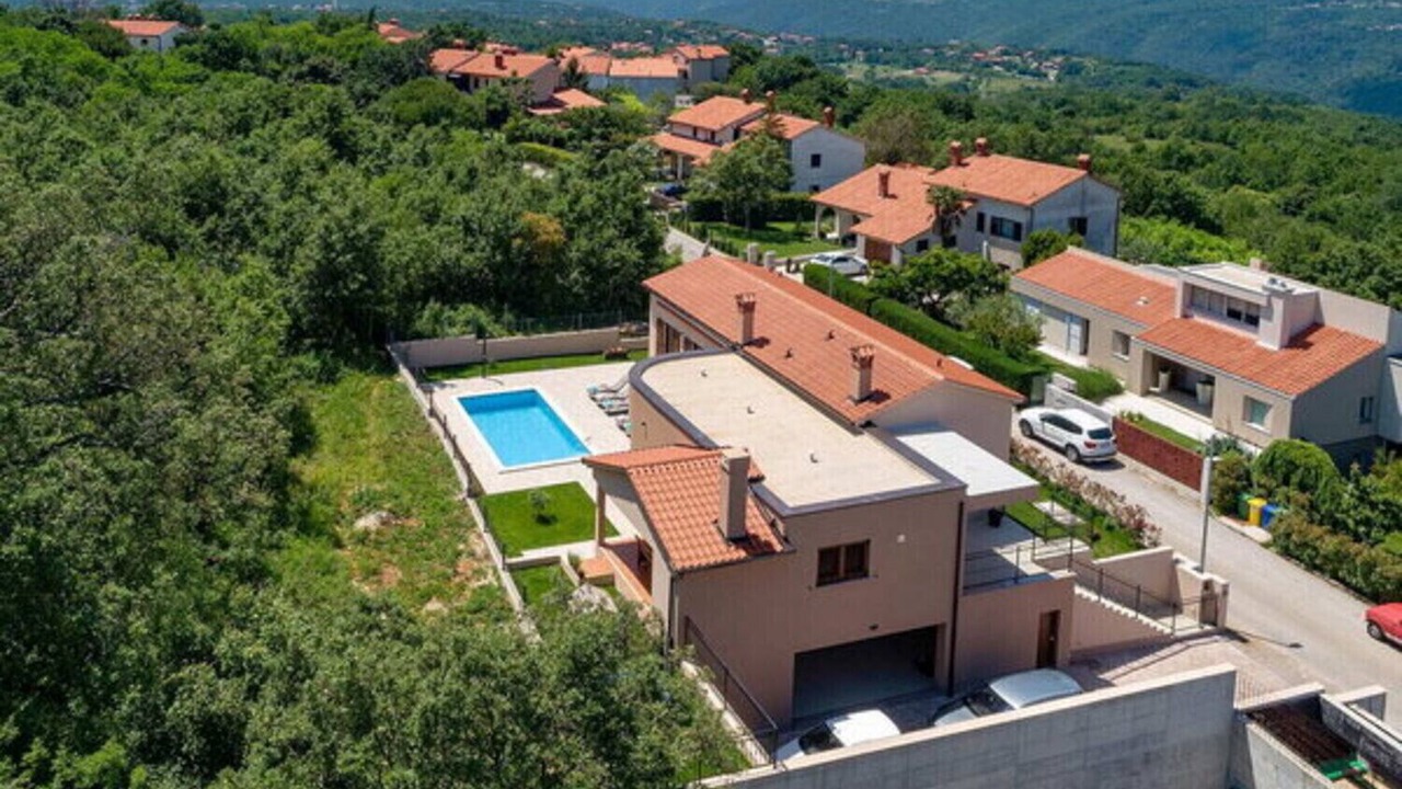 Photo of Outdoor in Kapelica