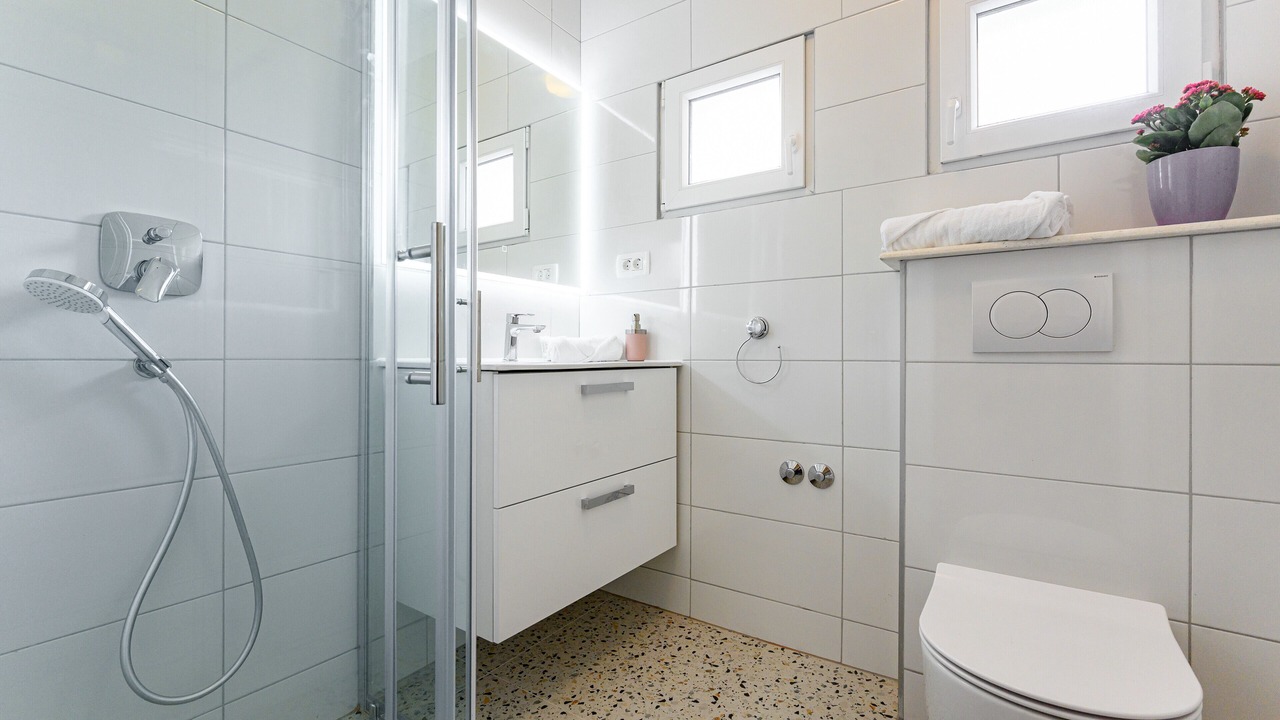 Photo of Bathroom in Okrug Gornji