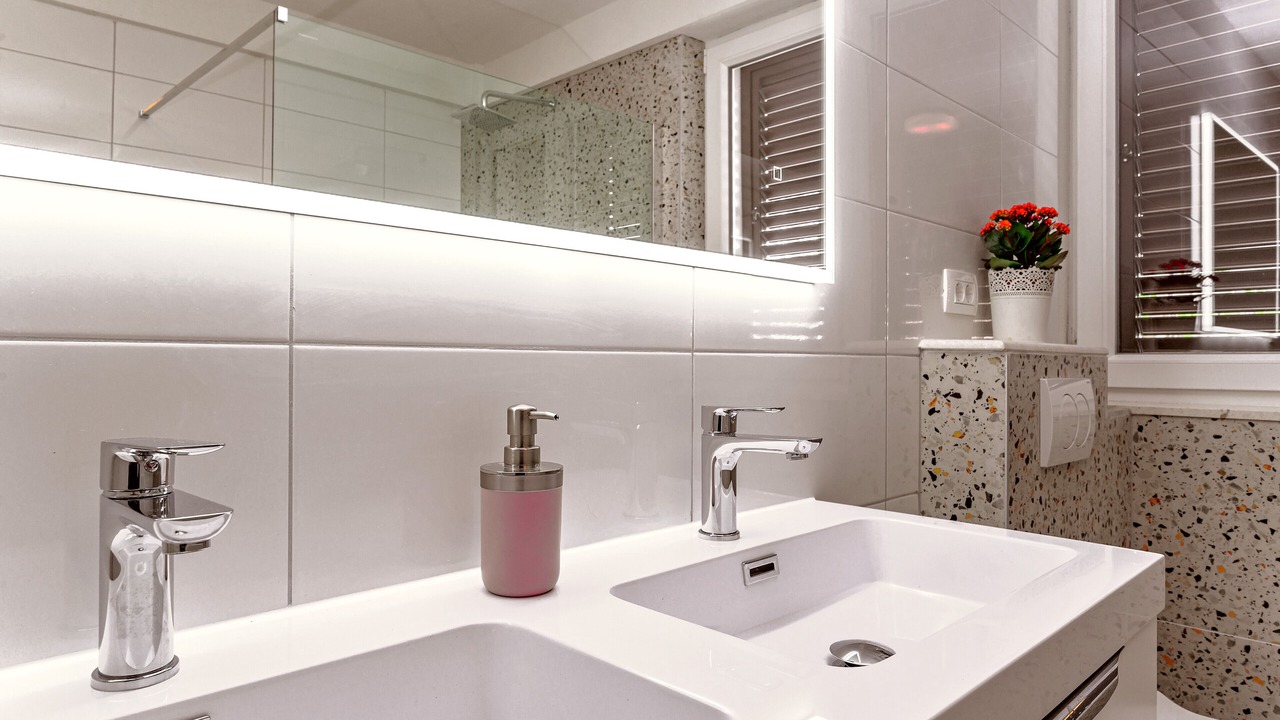 Photo of Bathroom in Okrug Gornji