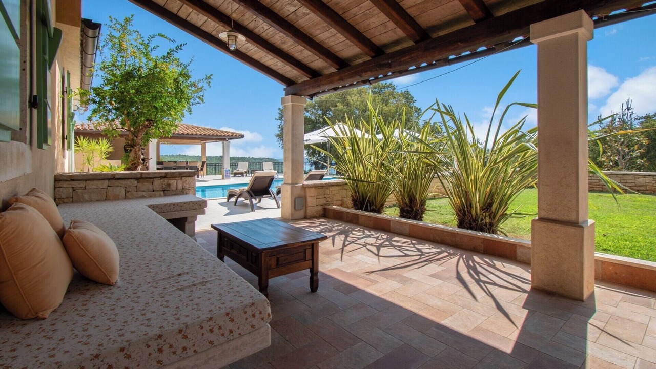 Photo of Patio Balcony in Trgetari