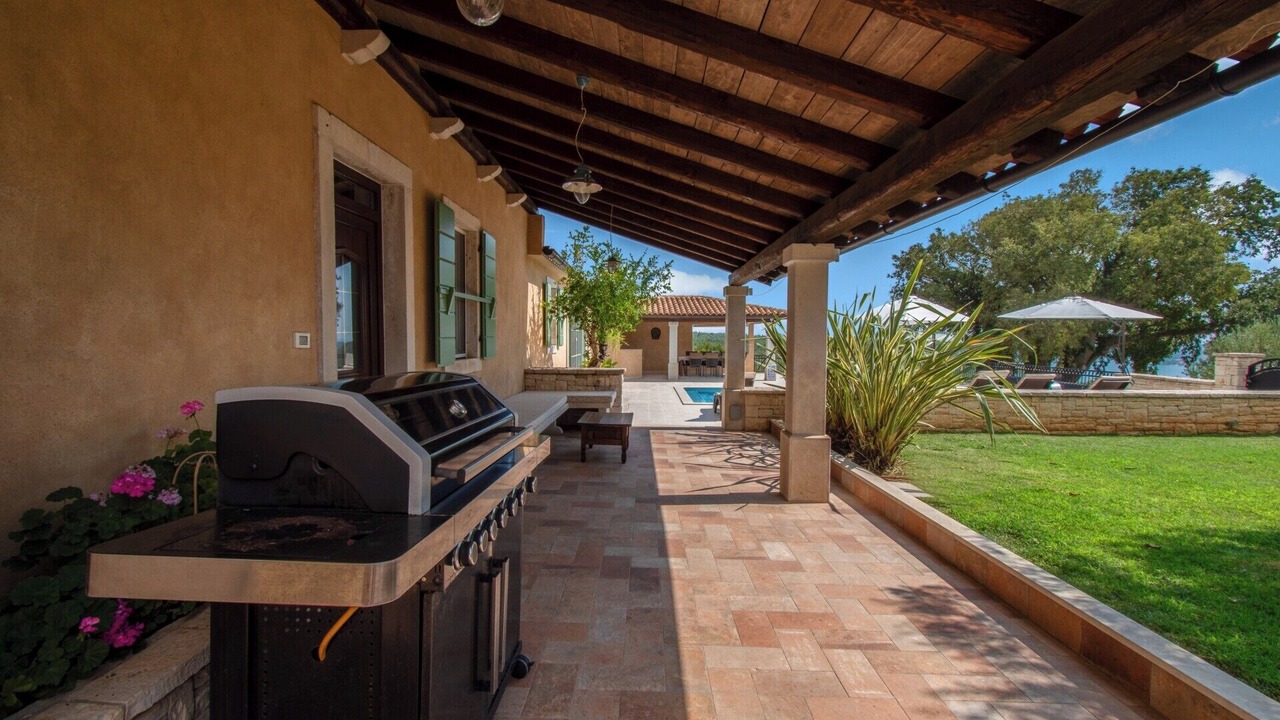 Photo of Patio Balcony in Trgetari