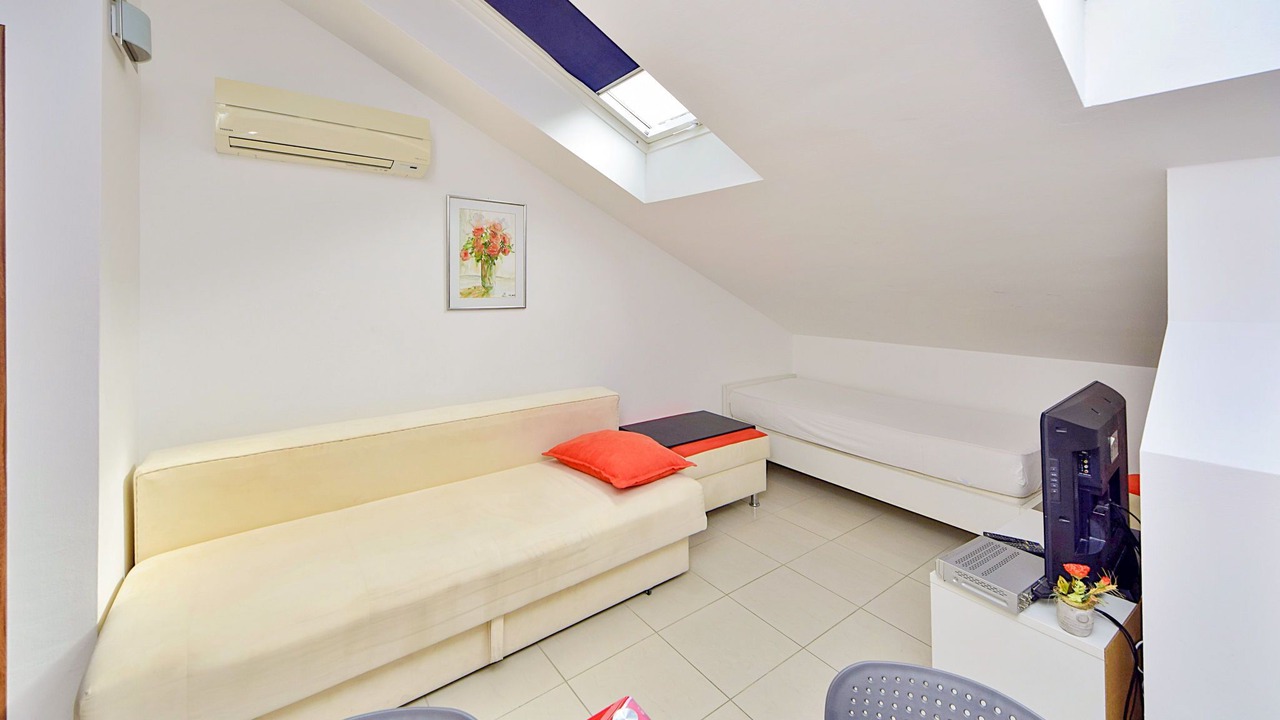 Photo of Livingroom in Blace