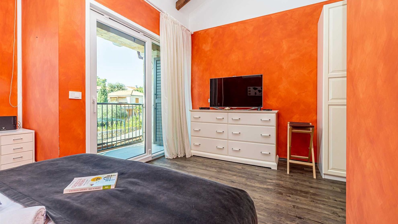 Photo of Bedroom in Porat