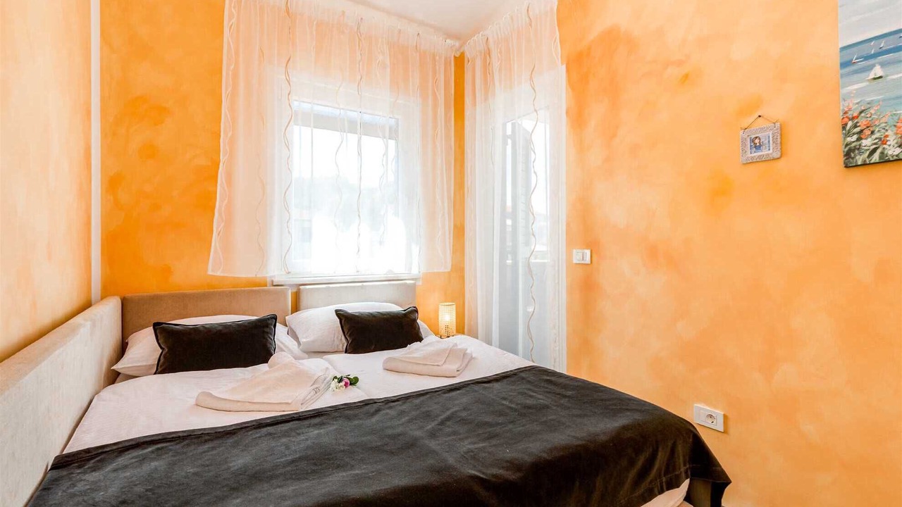 Photo of Bedroom in Porat