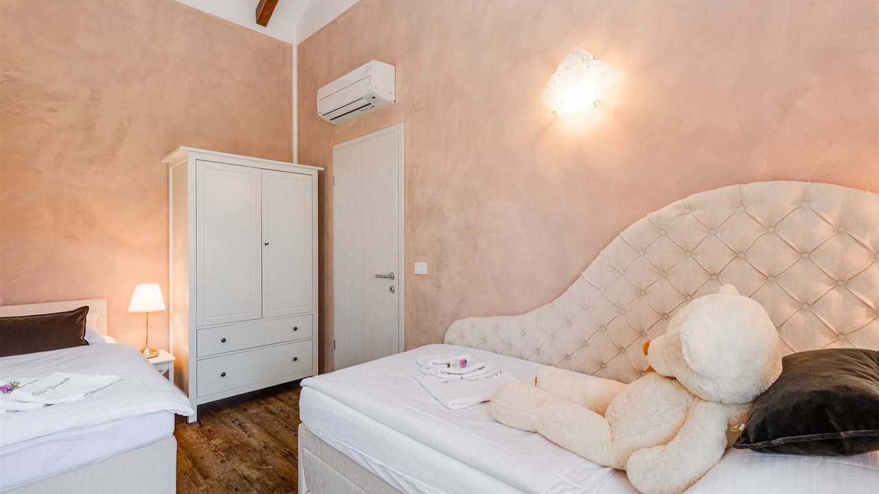 Photo of Bedroom in Porat