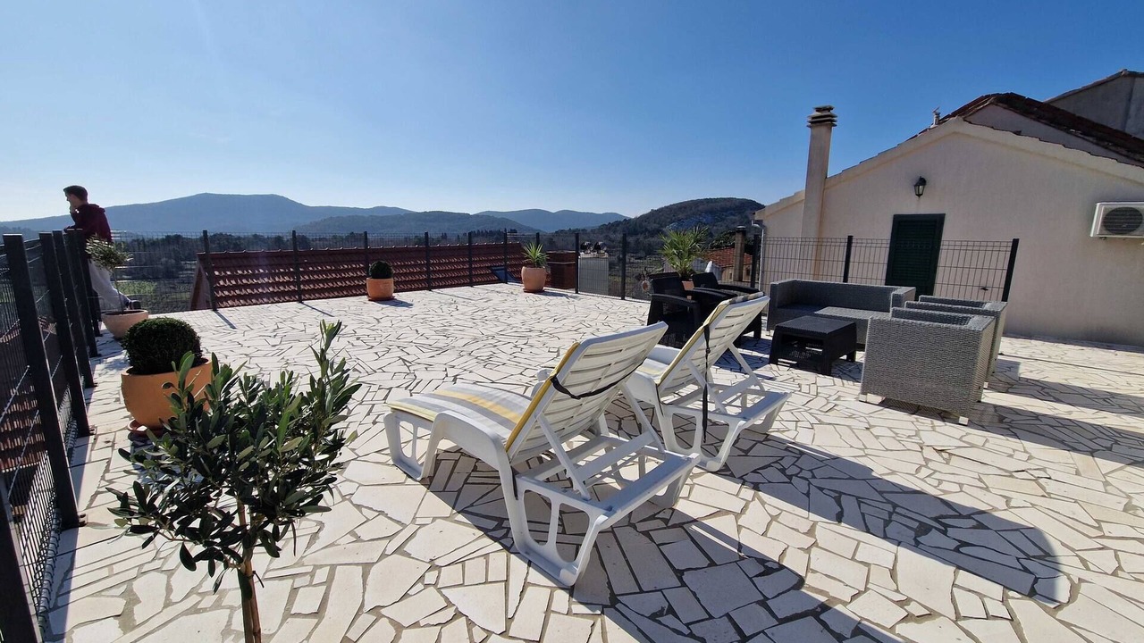Photo of Patio Balcony in Kuna Peljeska