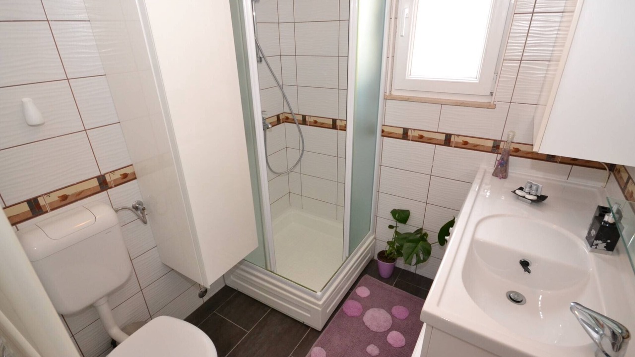 Photo of Bathroom in Bol