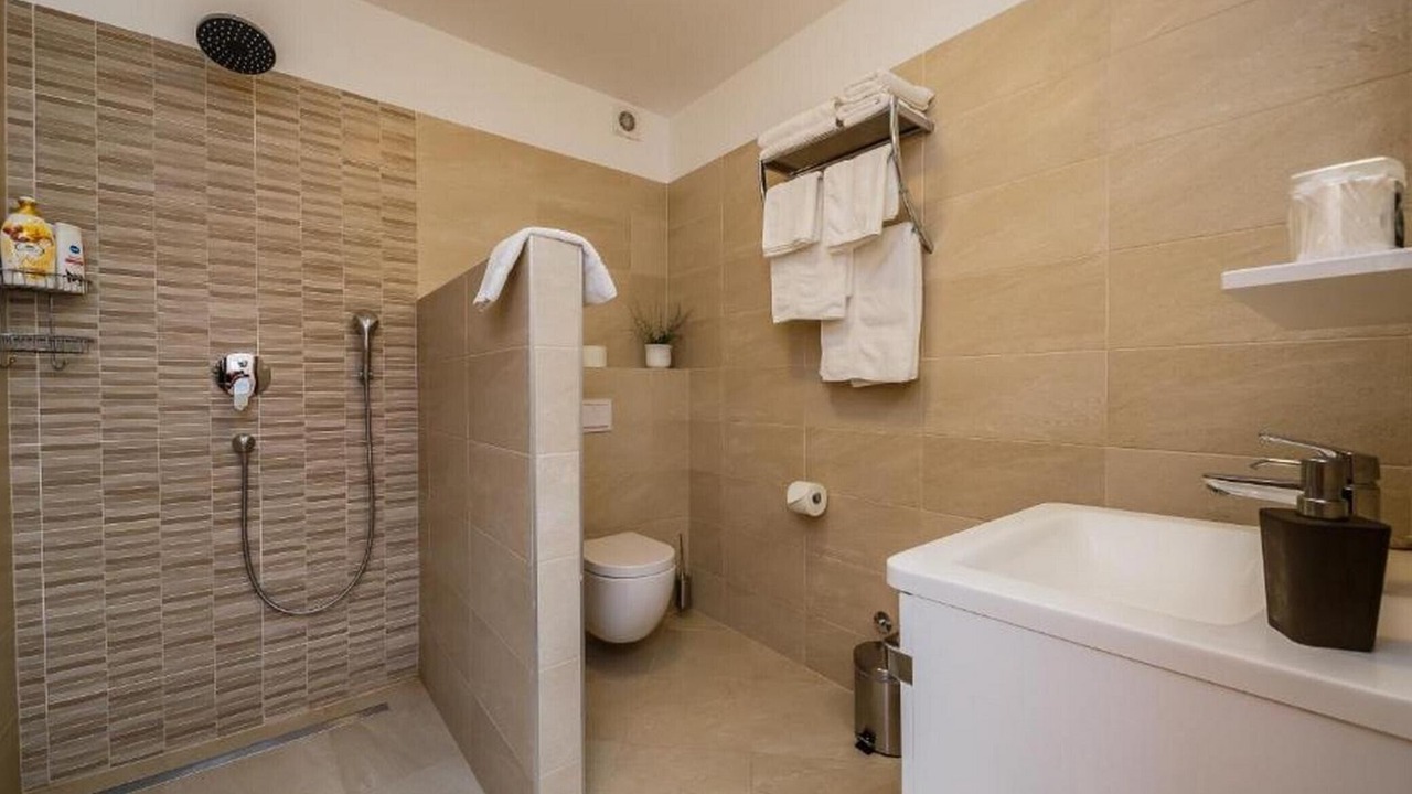 Photo of Bathroom in Rudine