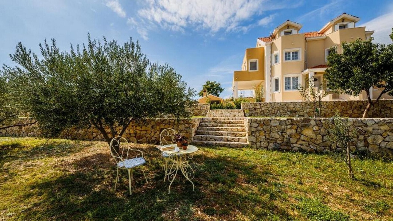 Photo of Outdoor in Rudine