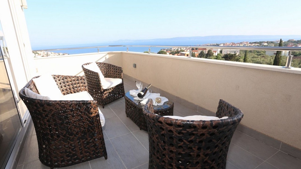 Photo of Patio Balcony in Okrug Gornji