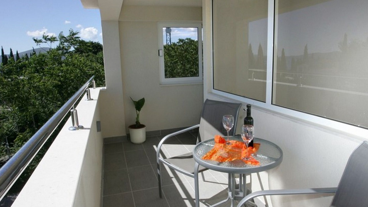 Photo of Patio Balcony in Okrug Gornji