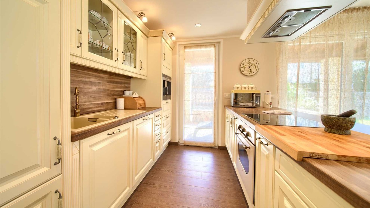 Photo of Kitchen in Porat