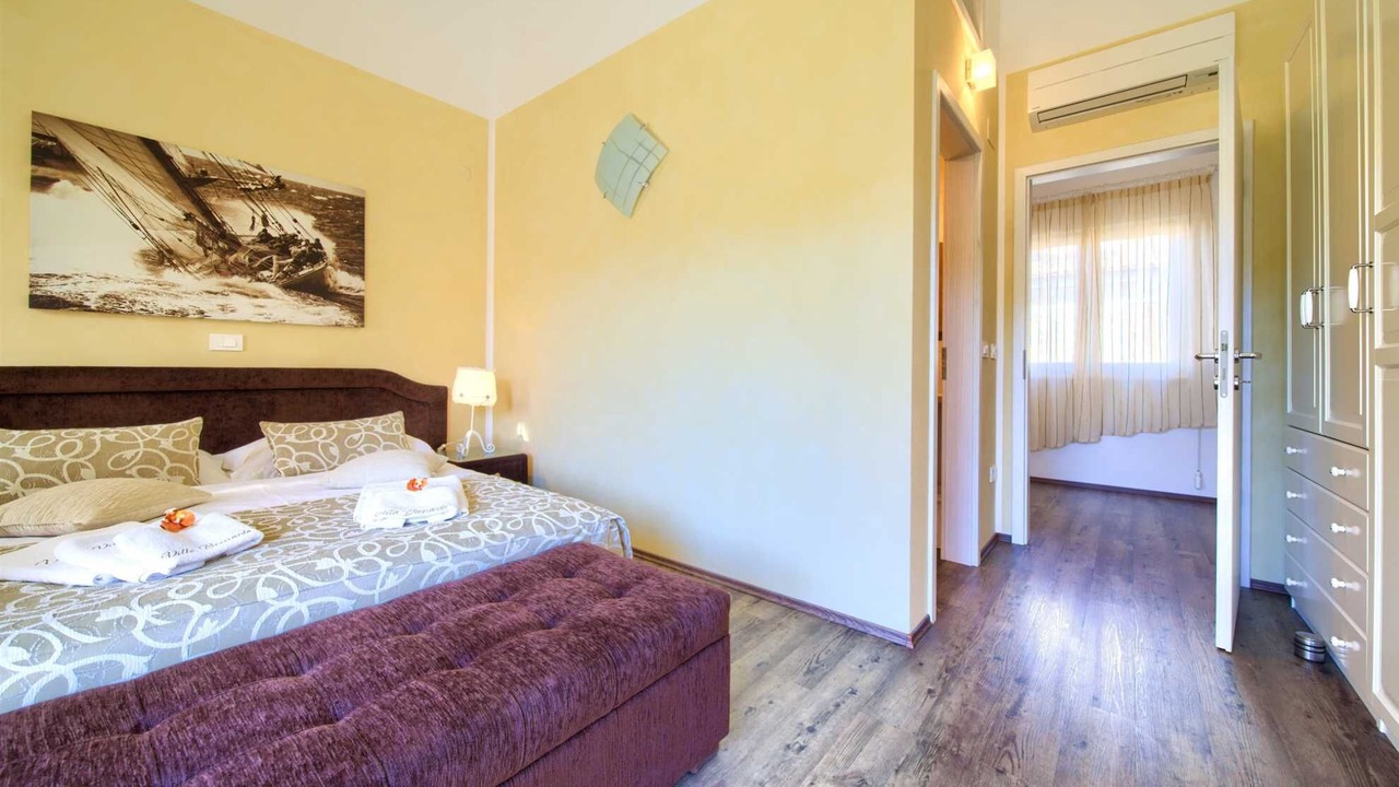 Photo of Bedroom in Porat