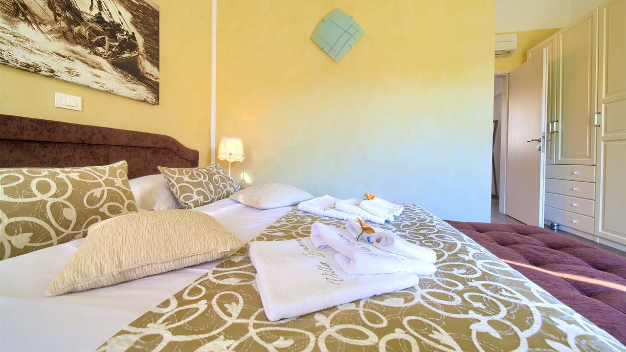 Photo of Bedroom in Porat