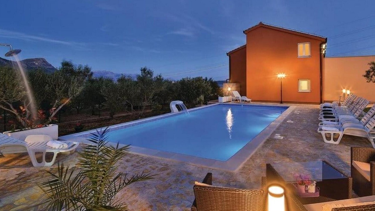 Photo of Outdoor in Rudine