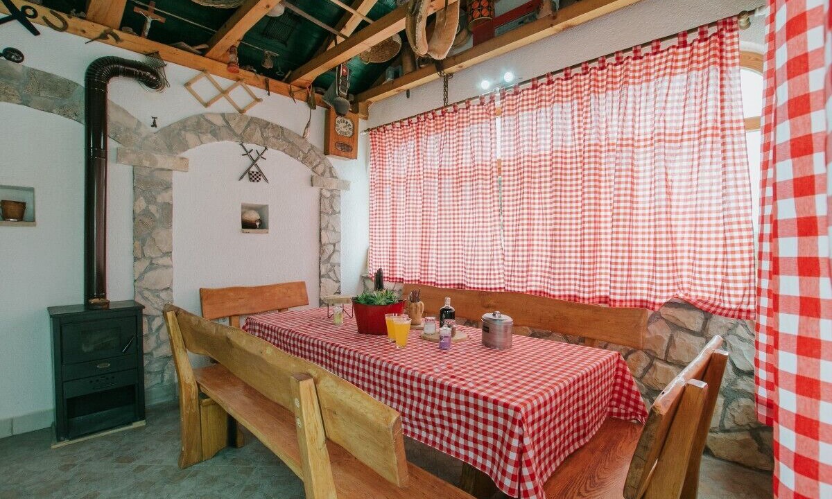 Photo of Others in Vrsine