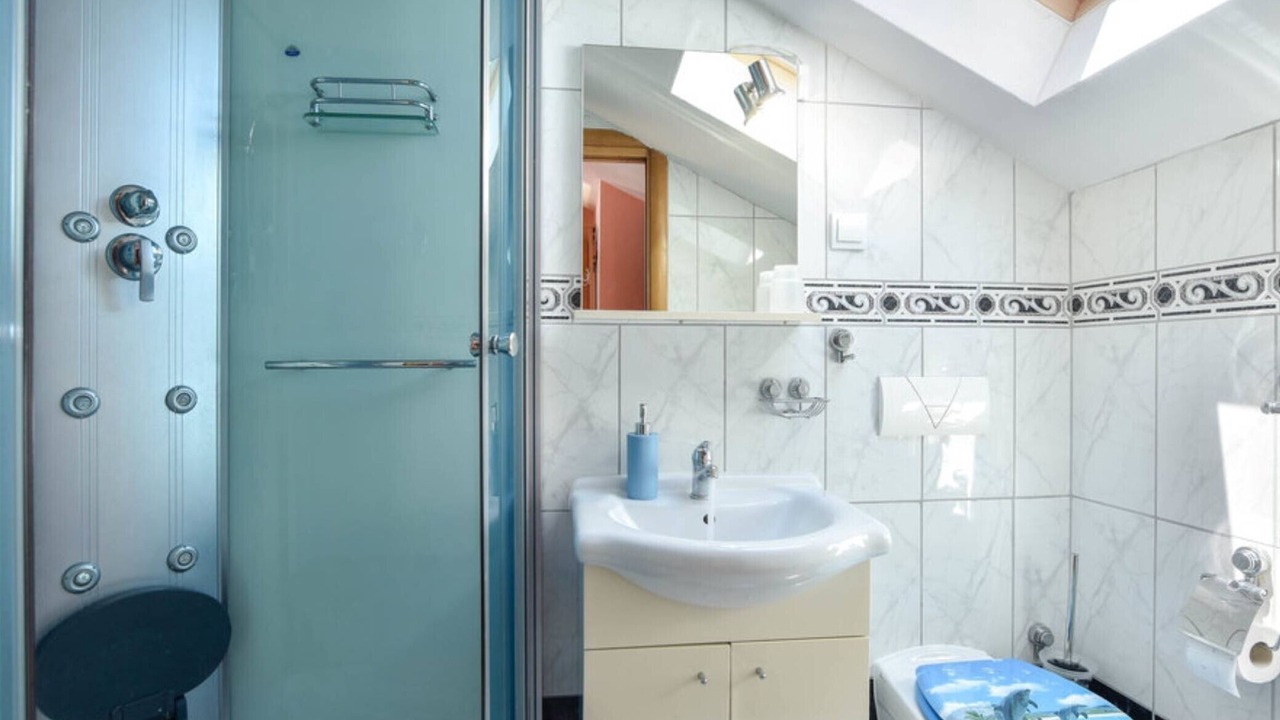 Photo of Bathroom in Dol