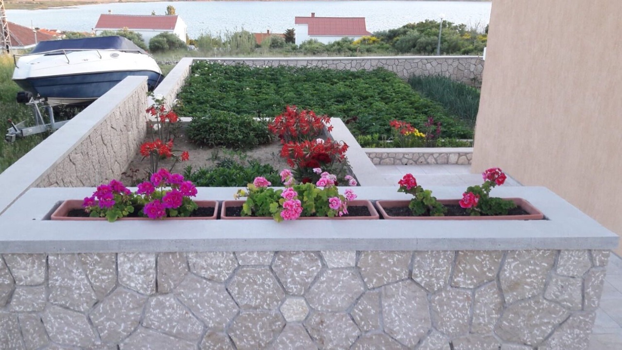Photo of Outdoor in Rtina