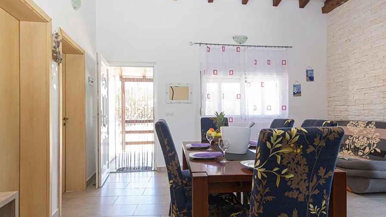 Photo of Bedroom in Tkon