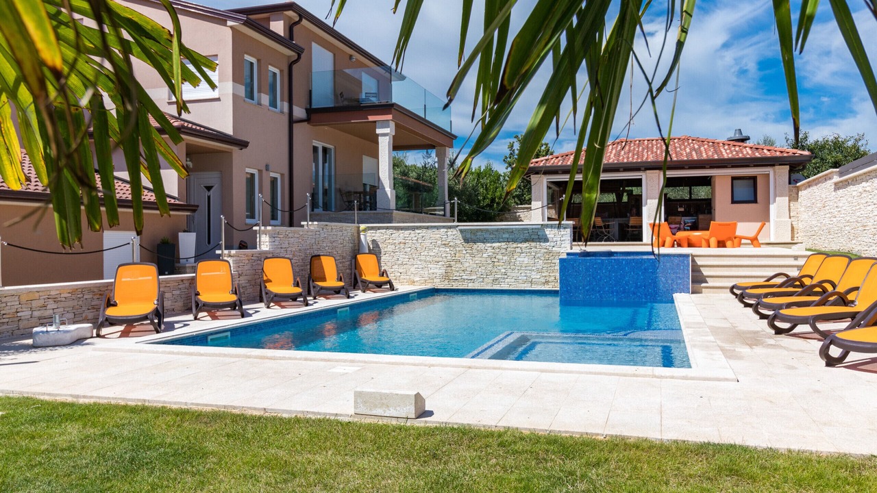 Photo of Outdoor in Marcana