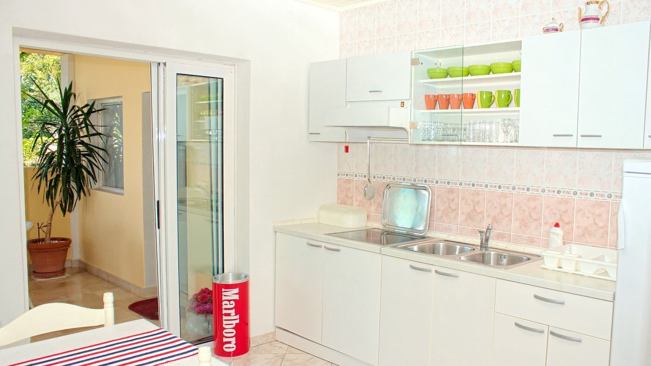 Photo of Kitchen in Zivogosce