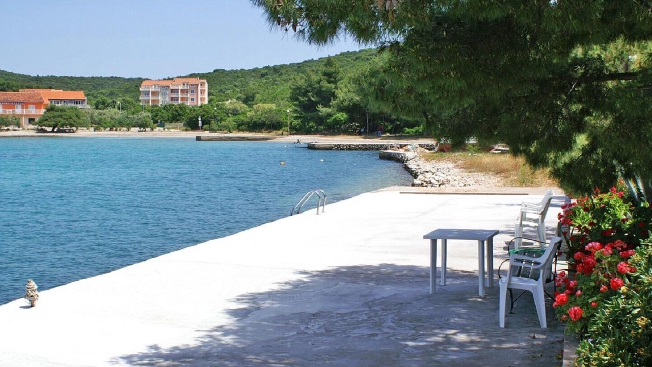 Photo of Outdoor in Loviste