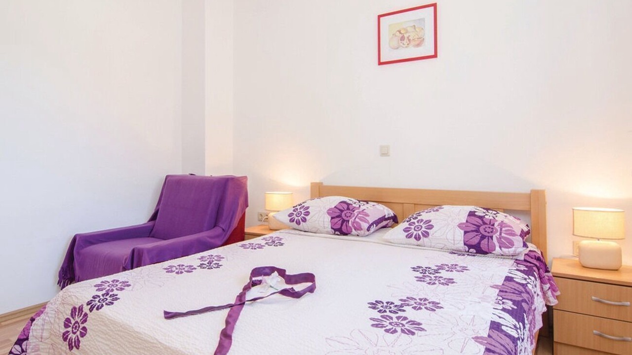 Photo of Bedroom in Duba