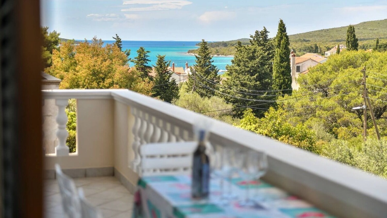 Photo of Outdoor in Muline