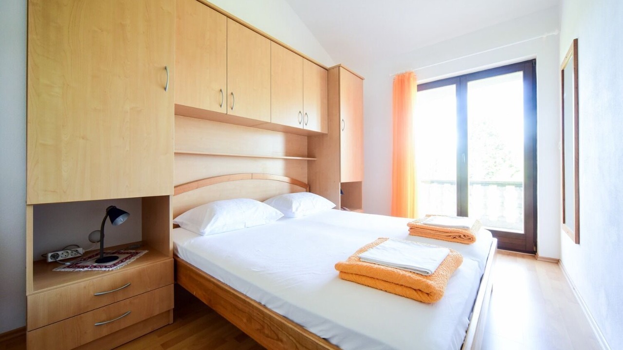 Photo of Bedroom in Muline