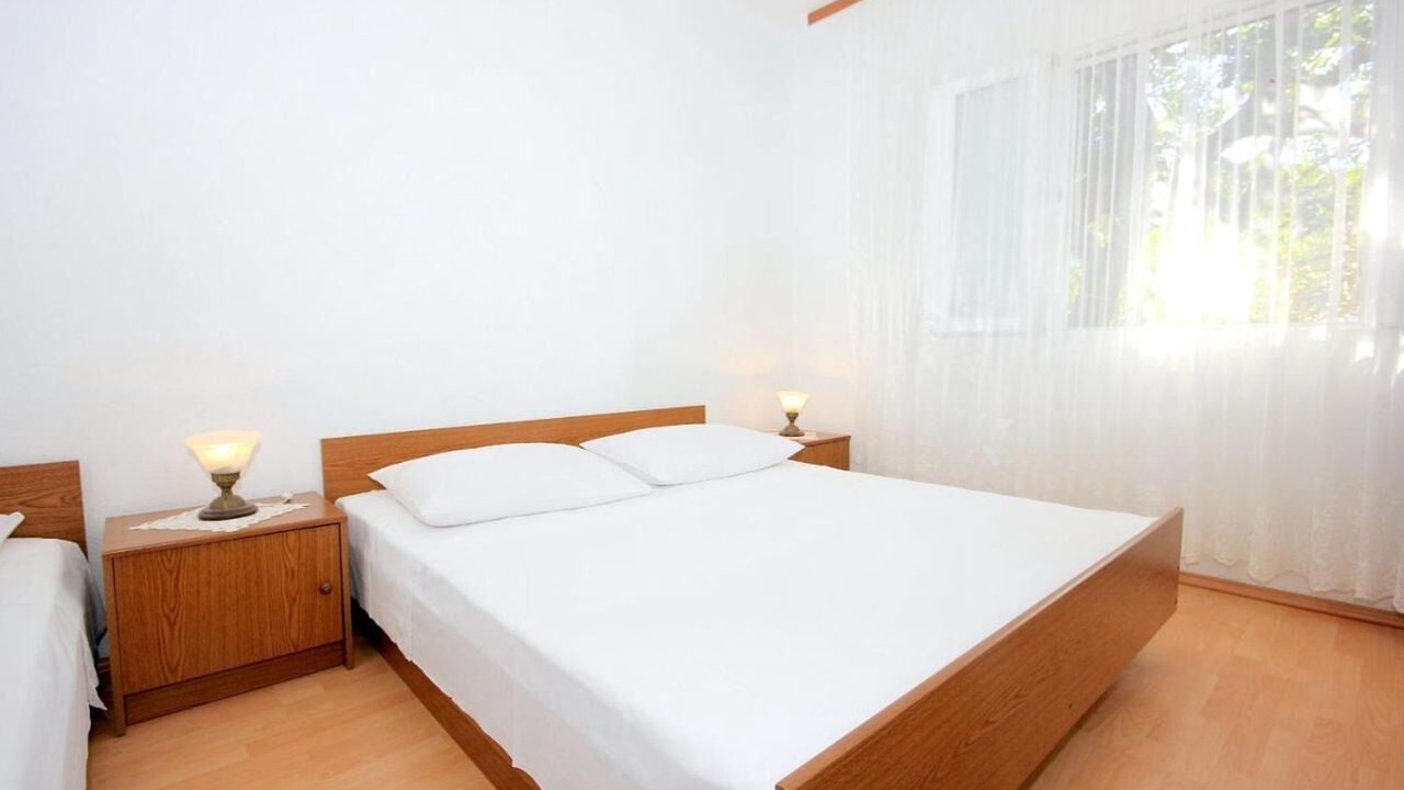 Photo of Bedroom in Cove Rogacic