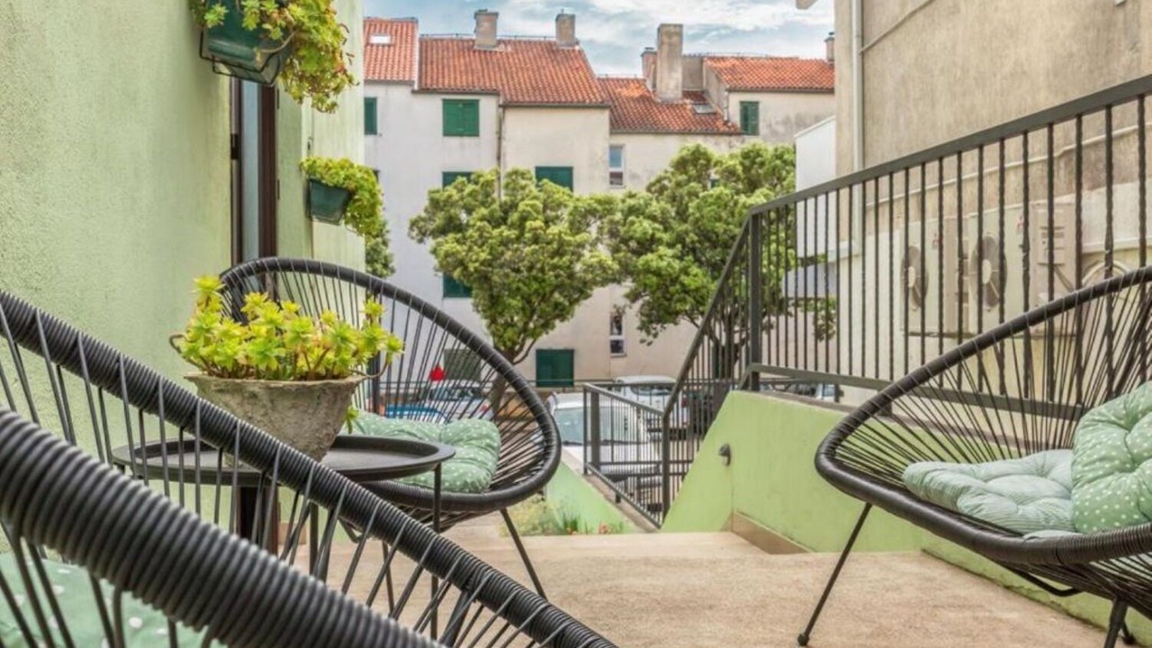 Photo of Patio Balcony in Istok
