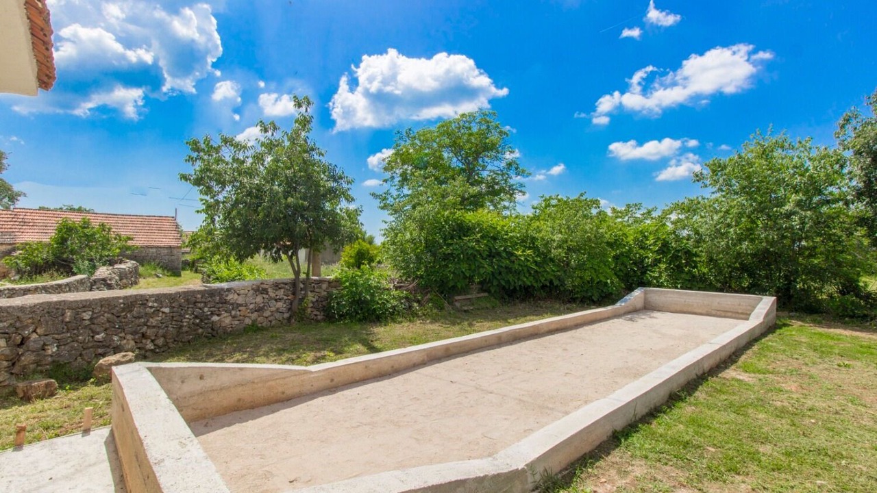 Photo of Outdoor in Bristane