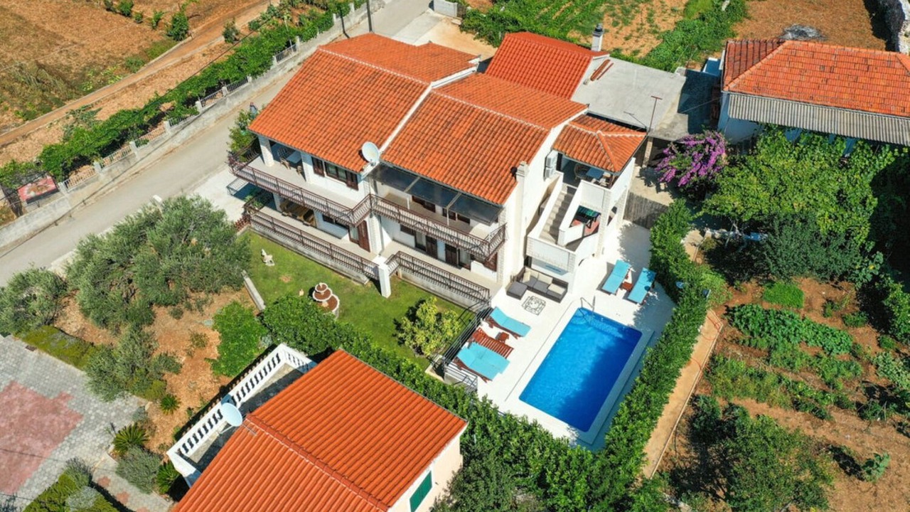 Photo of Outdoor in Seget