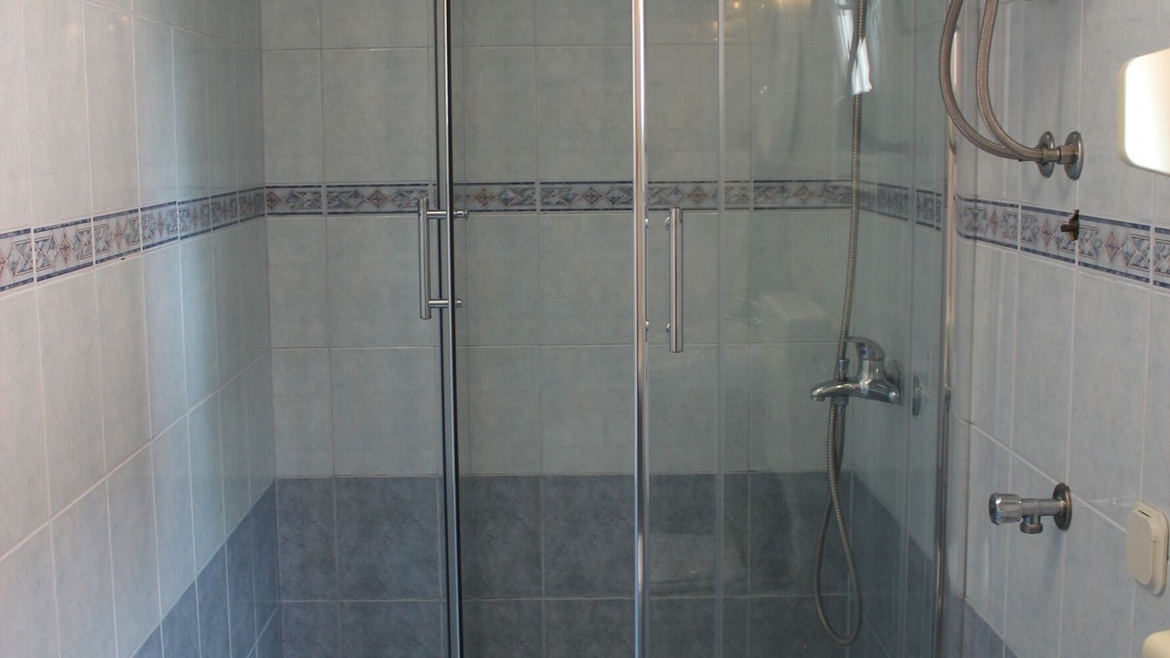 Photo of Bathroom in Lukoran