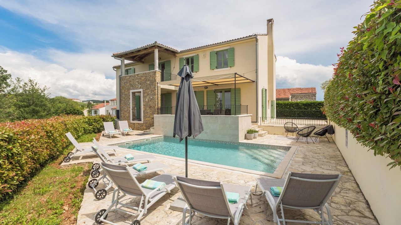 Photo of Outdoor in Baredine