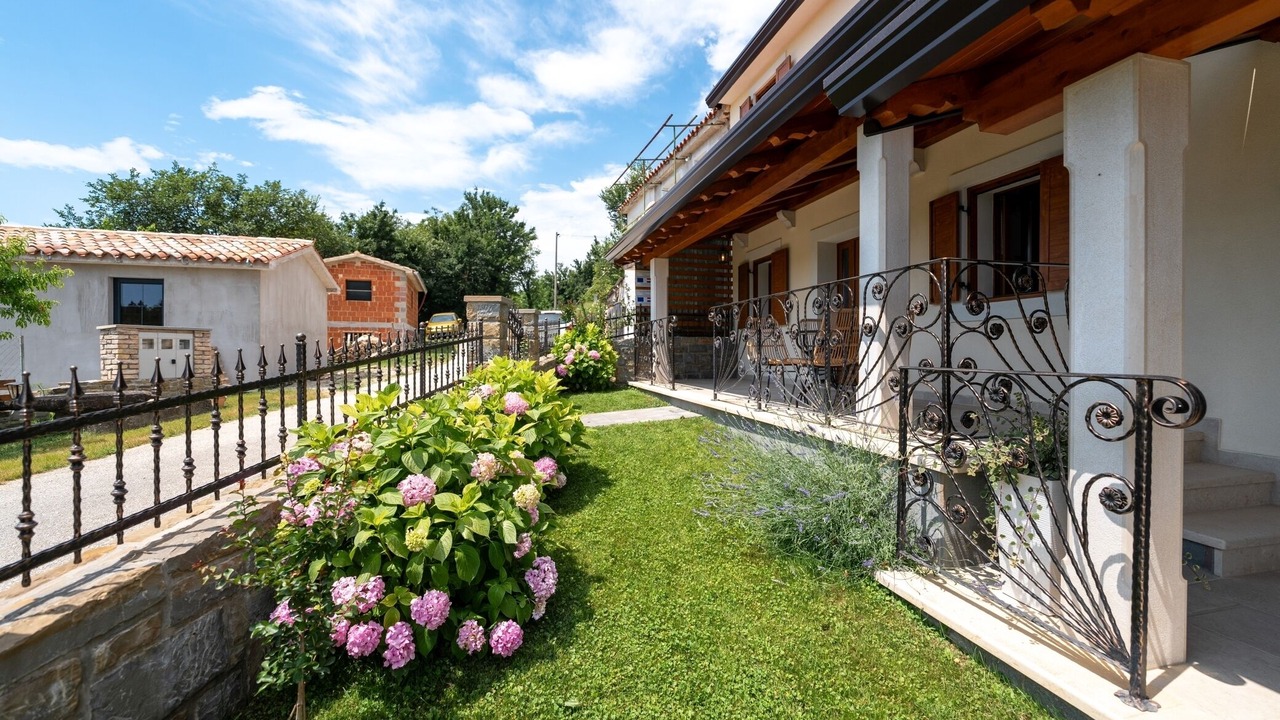 Photo of Outdoor in Buzet