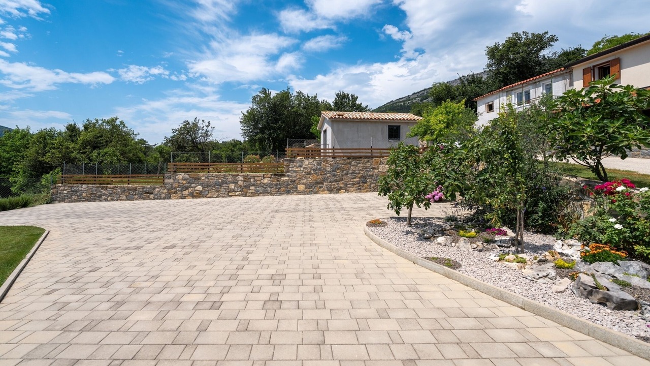 Photo of Outdoor in Buzet