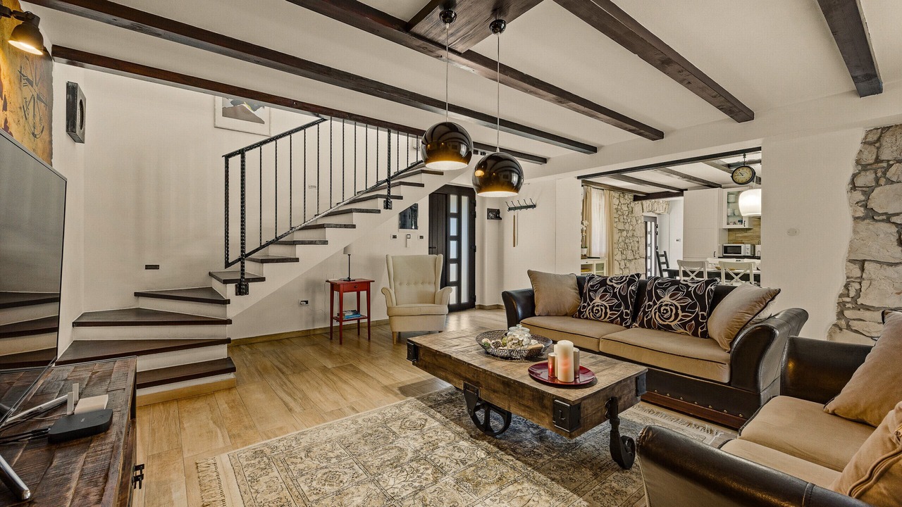 Photo of Livingroom in Topid