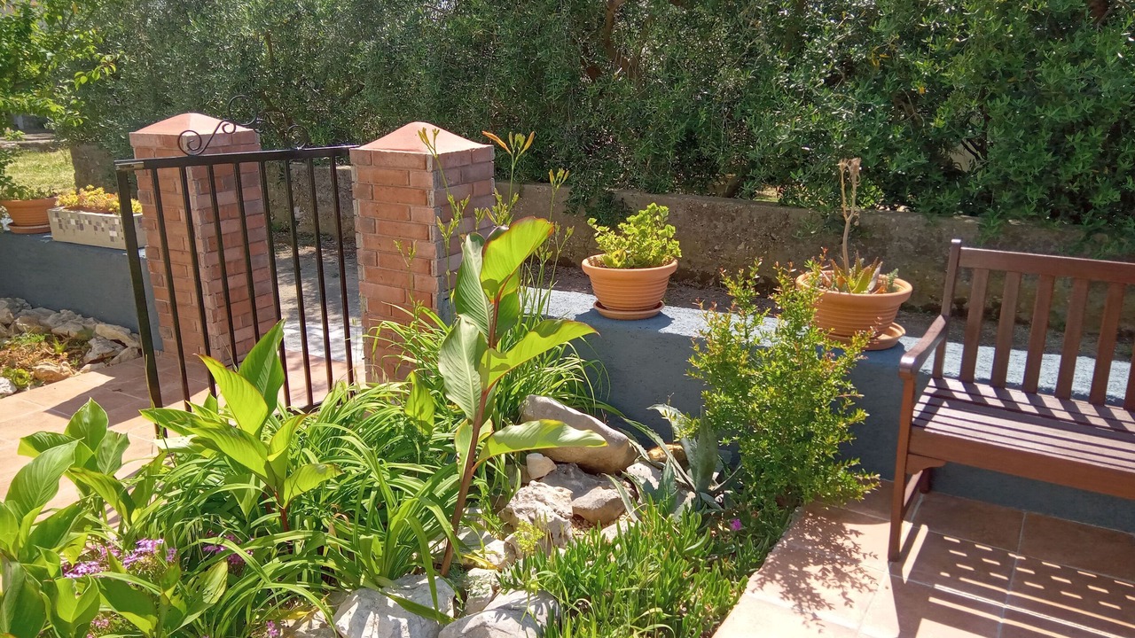 Photo of Patio Balcony in Batalaza