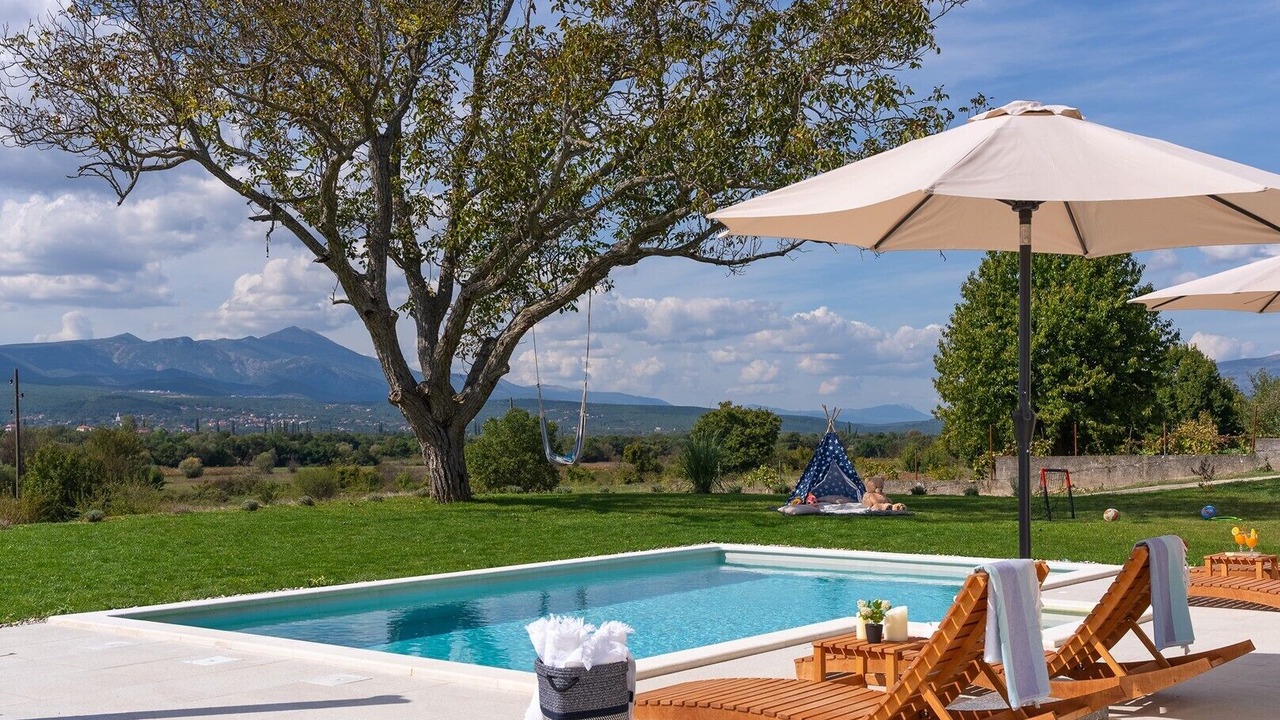 Photo of Outdoor in Citluk