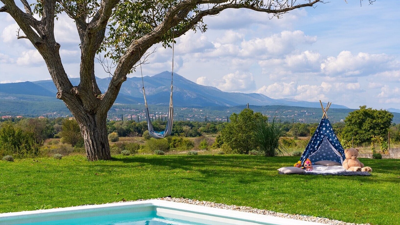 Photo of Outdoor in Citluk