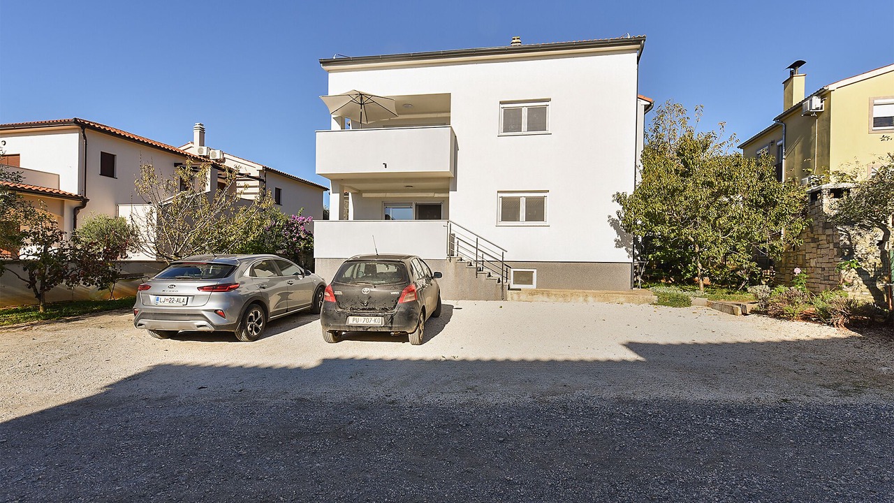 Photo of Outdoor in Stinjan