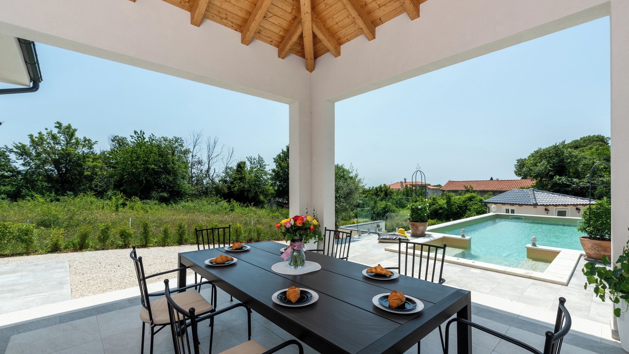 Photo of Outdoor in Krculi