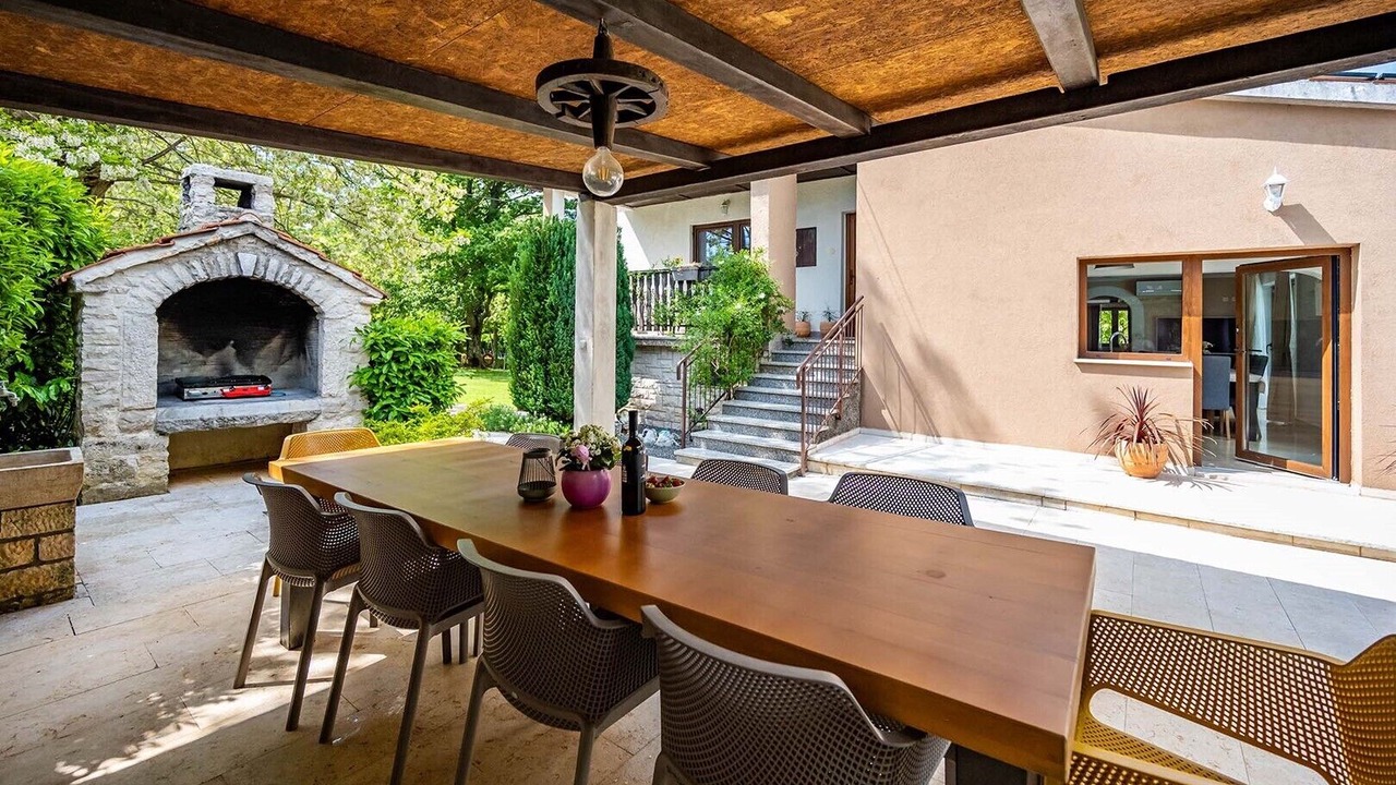 Photo of Outdoor in Ferlini