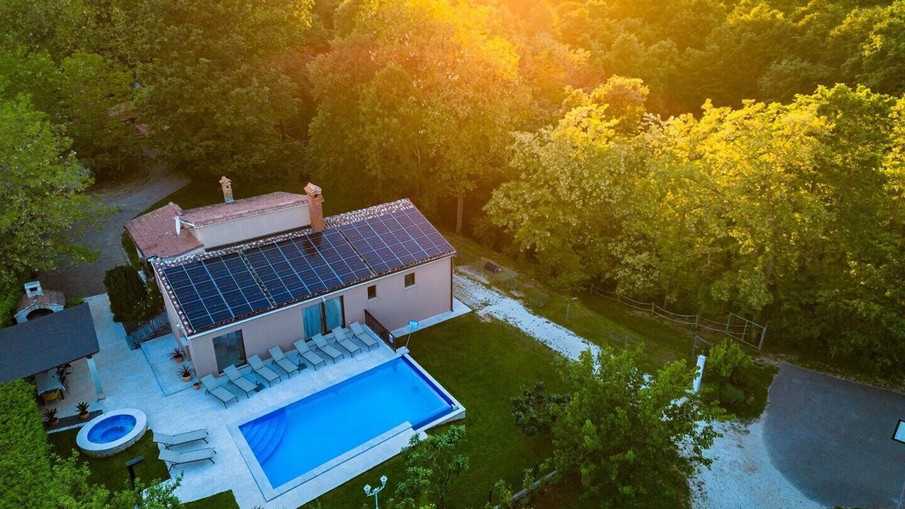 Photo of Outdoor in Ferlini