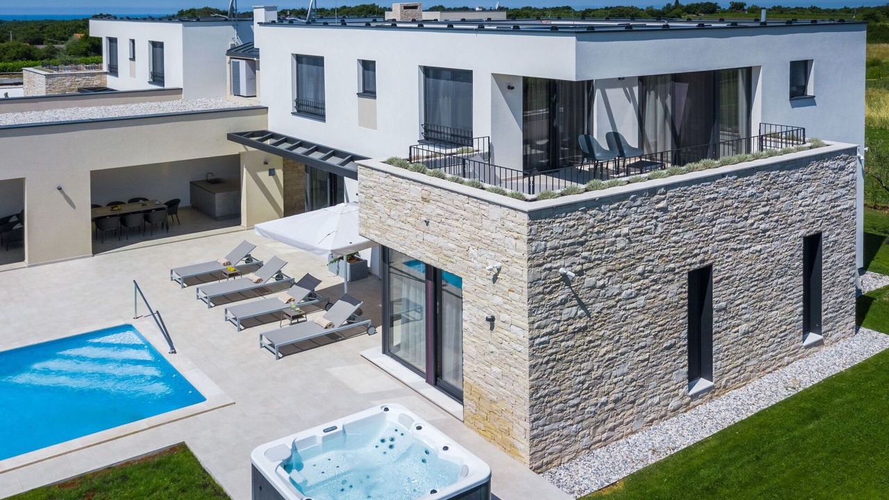 Photo of Outdoor in Nova Vas