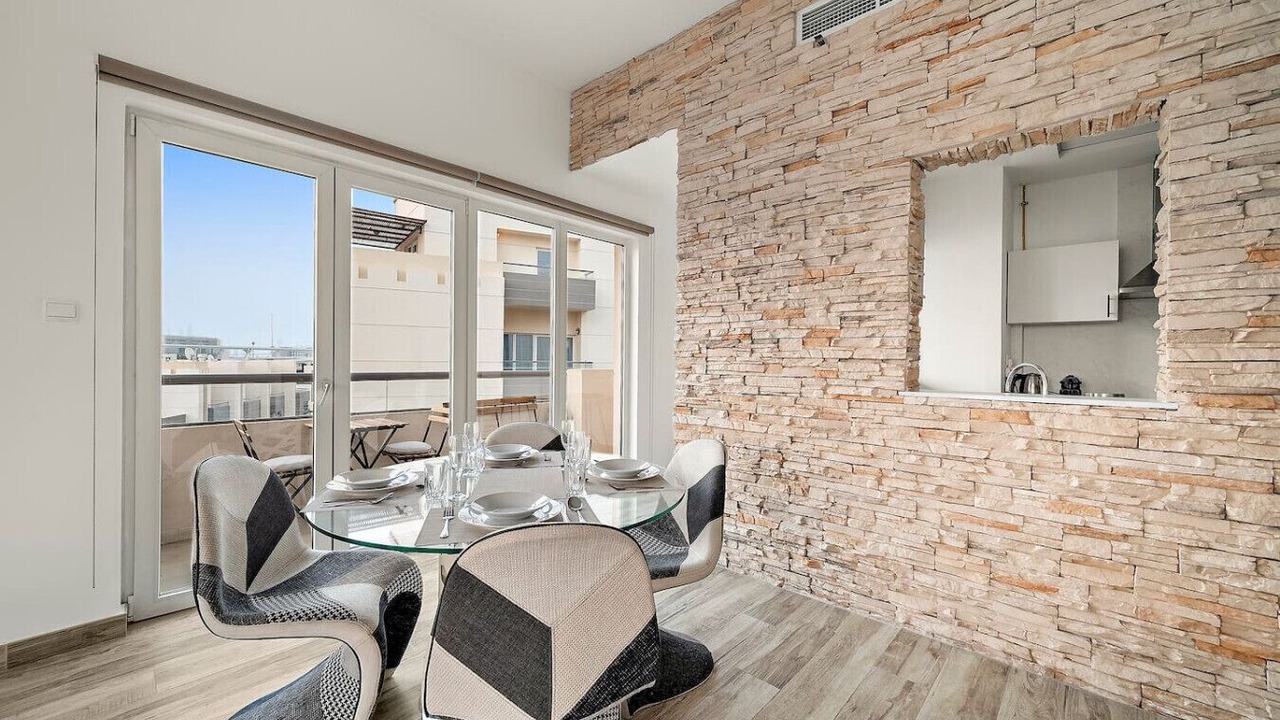 Photo of Bedroom in Jumeirah Village